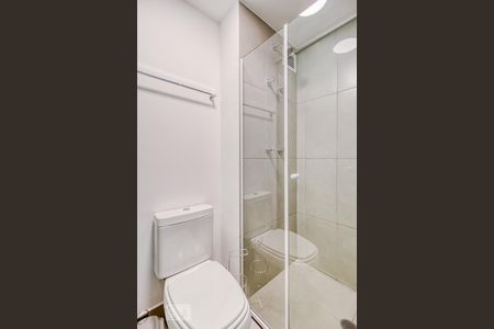 Studio para alugar com 29m², 1 quarto e 1 vaga Studio para alugar com 29m², 1 quarto e 1 vagaBanheiro