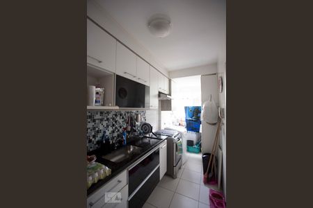 Cozinha de apartamento para alugar com 2 quartos, 57m² em Maceió, Niterói