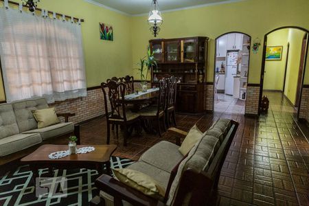 Sala de casa para alugar com 3 quartos, 120m² em Vila Campanela, São Paulo