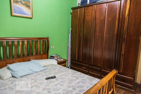 Suíte 1 de casa para alugar com 3 quartos, 120m² em Vila Campanela, São Paulo