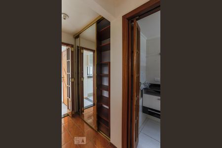 Apartamento para alugar com 40m², 1 quarto e 1 vagaArmário do Corredor