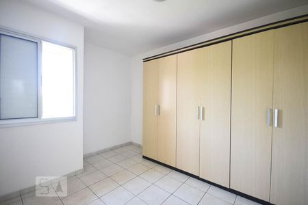 Quarto 1 de apartamento para alugar com 2 quartos, 72m² em Jardim Monte Alegre, Taboão da Serra