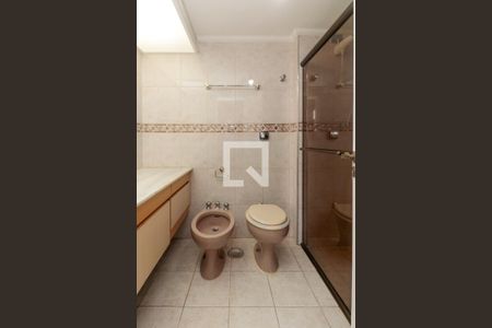 Apartamento para alugar com 140m², 3 quartos e 1 vagaSuíte