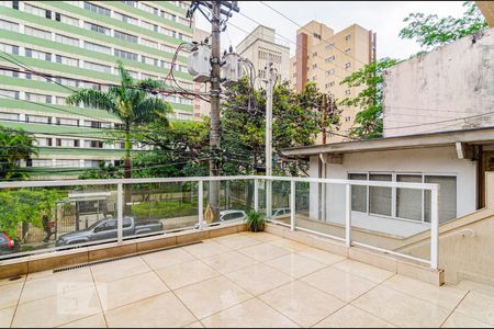 Varanda de casa à venda com 2 quartos, 140m² em Cerqueira César, São Paulo