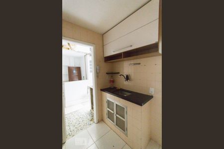Apartamento à venda com 80m², 2 quartos e sem vagaCozinha