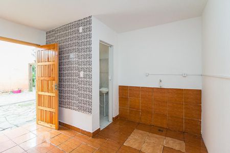Sala e cozinha de apartamento à venda com 1 quarto, 26m² em Niterói, Canoas