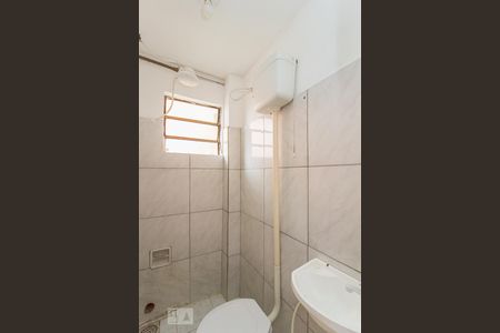Banheiro de apartamento para alugar com 1 quarto, 26m² em Niterói, Canoas