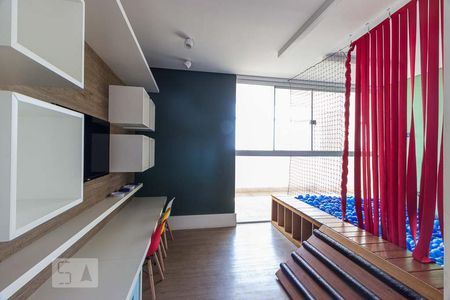 Apartamento para alugar com 150m², 4 quartos e 3 vagasÁrea Comum - Playground