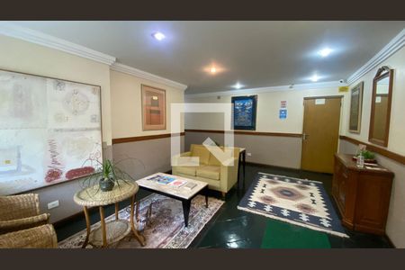 Apartamento à venda com 32m², 1 quarto e sem vaga Apartamento à venda com 32m², 1 quarto e sem vagaHall