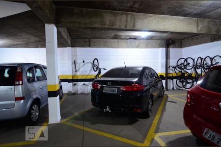 Apartamento à venda com 77m², 2 quartos e 1 vagaGaragem