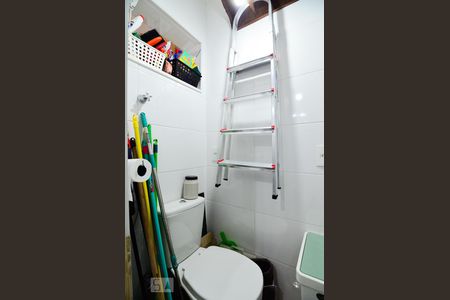 Apartamento à venda com 77m², 2 quartos e 1 vagaBanheiro