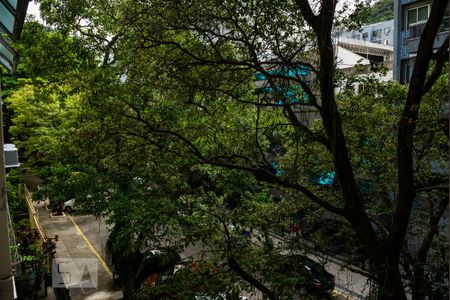 Apartamento à venda com 38m², 1 quarto e sem vaga Apartamento à venda com 38m², 1 quarto e sem vagaVista