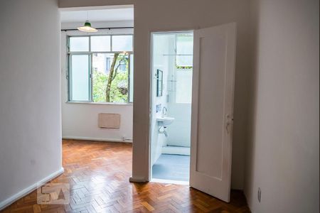 Quarto de apartamento à venda com 1 quarto, 38m² em Copacabana, Rio de Janeiro