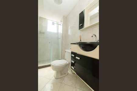Banheiro Social de apartamento para alugar com 2 quartos, 65m² em Fonseca, Niterói