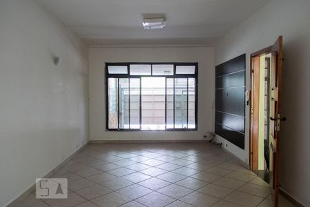 SALA de casa para alugar com 3 quartos, 120m² em Parque São Domingos, São Paulo