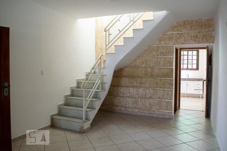 SALA de casa para alugar com 3 quartos, 120m² em Parque São Domingos, São Paulo