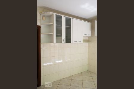 COZINHA de casa para alugar com 3 quartos, 120m² em Parque São Domingos, São Paulo