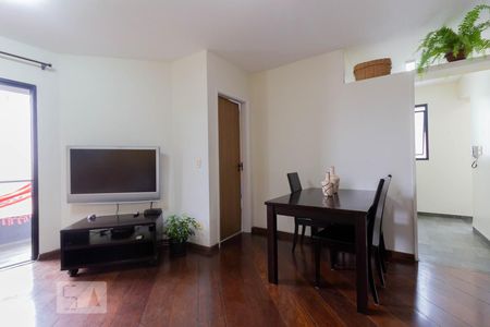 Sala de apartamento para alugar com 1 quarto, 45m² em Sumarezinho, São Paulo