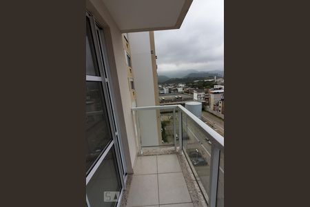 Apartamento à venda com 62m², 2 quartos e 1 vagavaranda