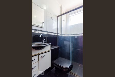 Banheiro de apartamento à venda com 2 quartos, 45m² em Santa Terezinha, São Bernardo do Campo