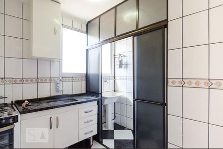 Apartamento à venda com 45m², 2 quartos e 1 vaga Apartamento à venda com 45m², 2 quartos e 1 vagaCozinha