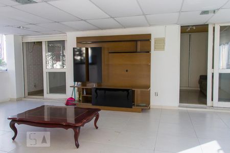 Sala 2 de apartamento para alugar com 3 quartos, 243m² em Santana, Porto Alegre