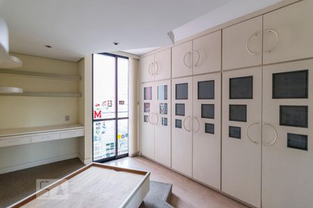 Apartamento à venda com 298m², 3 quartos e 3 vagas Apartamento à venda com 298m², 3 quartos e 3 vagasQuarto 3 Suite