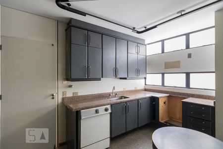 Apartamento à venda com 298m², 3 quartos e 3 vagas Apartamento à venda com 298m², 3 quartos e 3 vagasCozinha