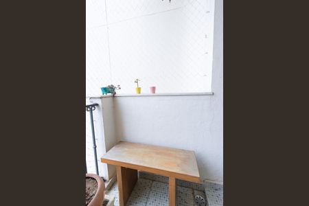 Apartamento à venda com 65m², 2 quartos e 1 vagaVaranda