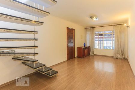 Sala de casa à venda com 2 quartos, 105m² em Vila Brasílio Machado, São Paulo