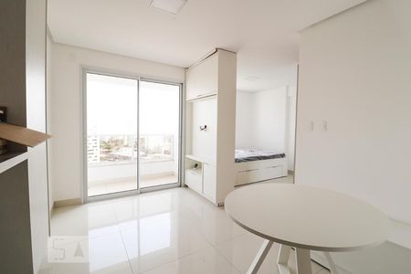 Sala de kitnet/studio para alugar com 1 quarto, 45m² em Setor Bueno, Goiânia