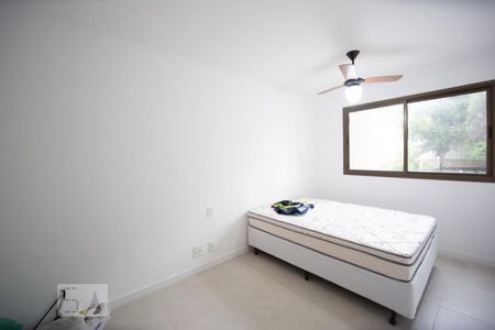 Suíte de apartamento para alugar com 2 quartos, 75m² em Recreio dos Bandeirantes, Rio de Janeiro