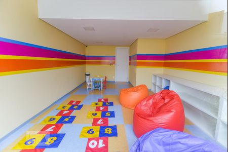 Apartamento à venda com 78m², 2 quartos e 2 vagasÁrea comum - Brinquedoteca