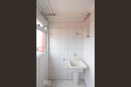 Apartamento para alugar com 100m², 3 quartos e 2 vagas Apartamento para alugar com 100m², 3 quartos e 2 vagasÁrea de Serviço