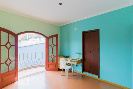 Casa à venda com 200m², 3 quartos e 3 vagasSuíte 02