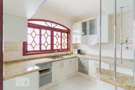 Casa à venda com 200m², 3 quartos e 3 vagasCozinha