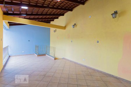 Casa à venda com 200m², 3 quartos e 3 vagasChurrasqueira