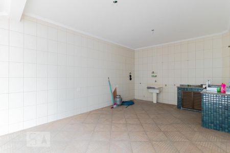 Casa à venda com 200m², 3 quartos e 3 vagasÁrea de Serviço