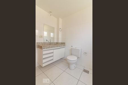 Apartamento à venda com 194m², 3 quartos e 2 vagasBanheiro do Quarto 2 - Suíte
