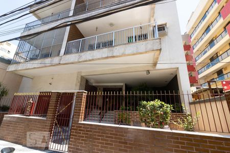 Apartamento à venda com 167m², 2 quartos e 1 vagaFachada