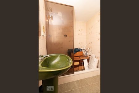 Apartamento à venda com 167m², 2 quartos e 1 vagaBanheiro de serviço