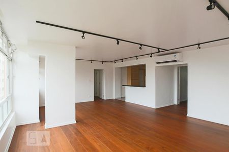 Sala de apartamento à venda com 3 quartos, 154m² em Consolação, São Paulo