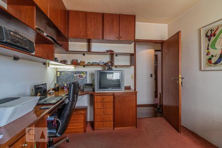 Apartamento à venda com 140m², 3 quartos e 3 vagasQuarto 3