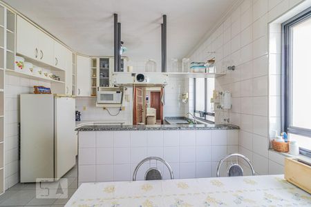 Apartamento à venda com 140m², 3 quartos e 3 vagasCozinha