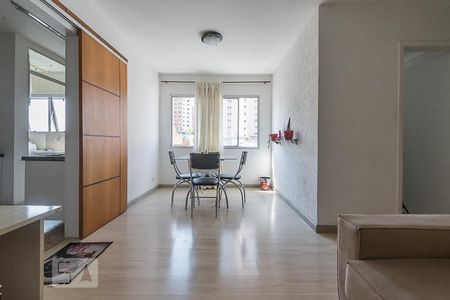 Sala de apartamento à venda com 2 quartos, 68m² em Vila Clementino, São Paulo