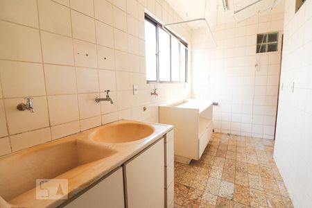 Apartamento para alugar com 146m², 3 quartos e 2 vagasÁrea de Serviço