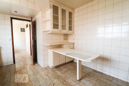 Apartamento para alugar com 146m², 3 quartos e 2 vagasCozinha