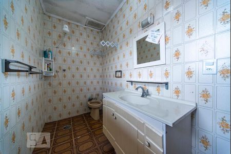 Banheiro  de casa para alugar com 3 quartos, 274m² em Paraíso, Santo André