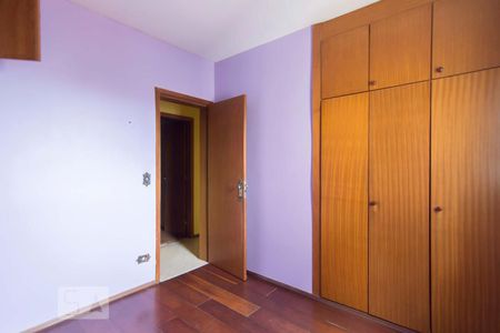 Banheiro do Quarto 1 de apartamento para alugar com 2 quartos, 53m² em Santa Teresinha, São Paulo