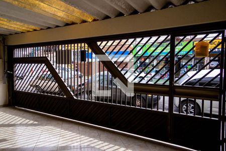 Casa à venda com 220m², 2 quartos e 4 vagasGaragem